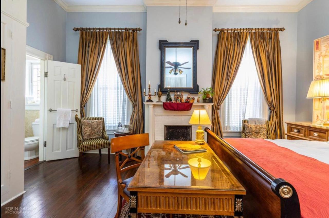 메이컨 Burke Mansion B&B 외부 사진