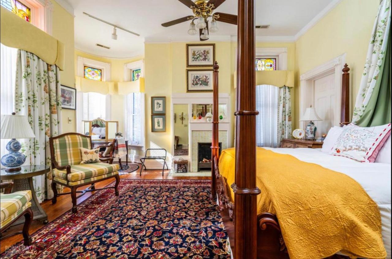 메이컨 Burke Mansion B&B 외부 사진