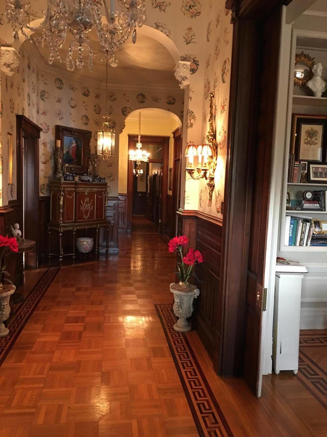 메이컨 Burke Mansion B&B 외부 사진